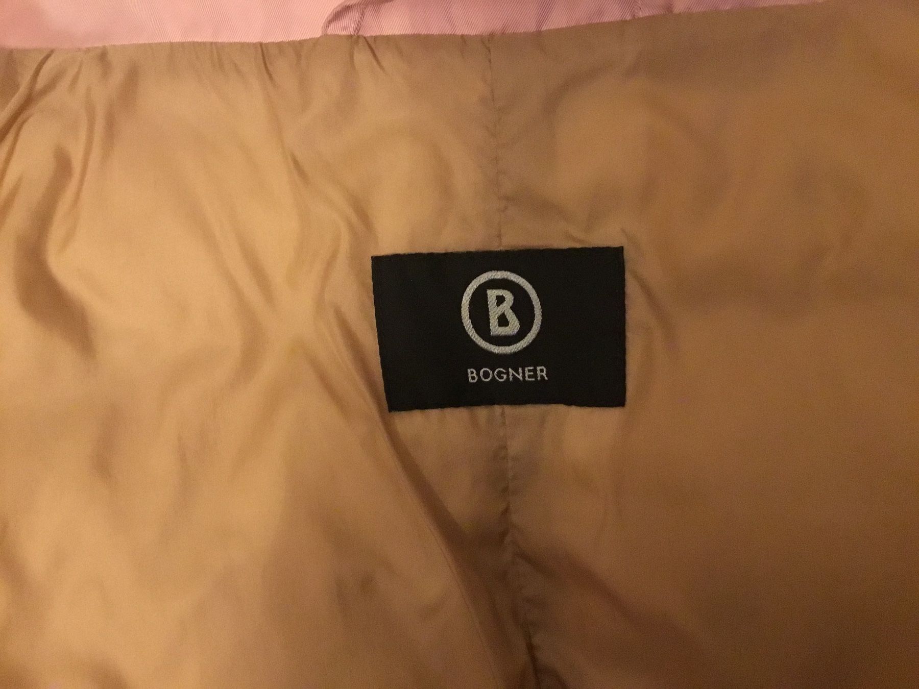 Giacche: Bogner Daunenjacke Gr.38 Rose Perlmutt – Usato da Winterthur venduto da Wohnhaus 5