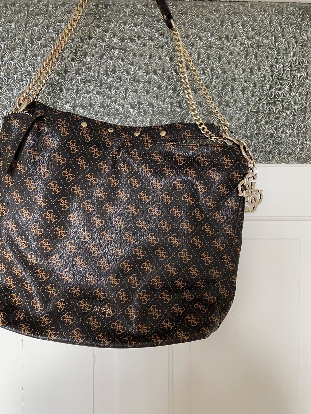Guess Borse da donna: Neue GUESS Tasche – Nuovo e nell'imballaggio originale da Zürich venduto da MaxZurich 1