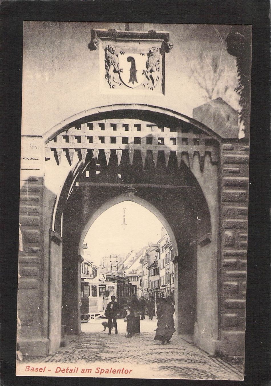 Cartoline postali: Basel , Detail am Spalentor – Usato da Reichenburg venduto da Pipo-67