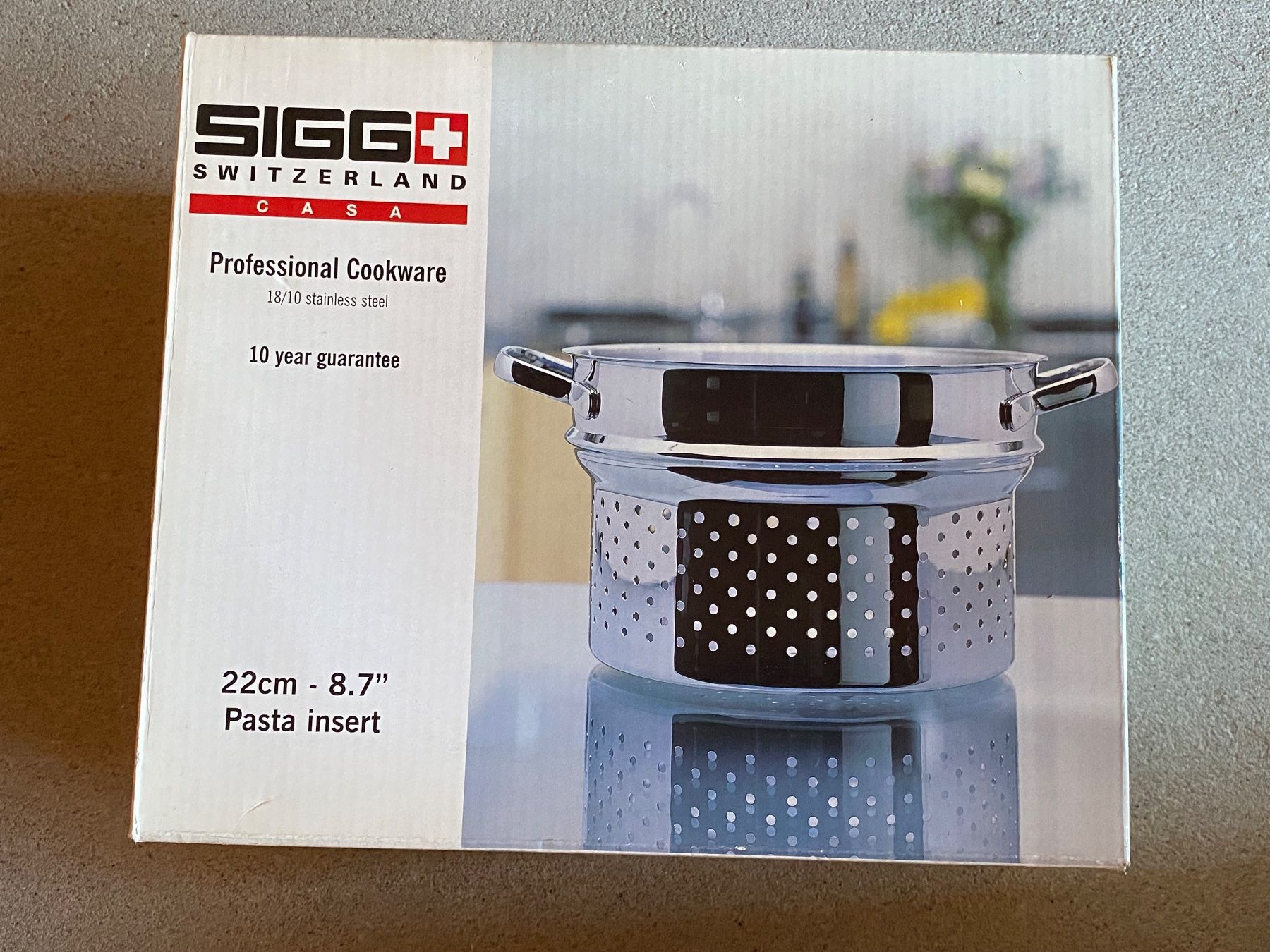 Sigg Pentole: SIGG Switzerland Pastaeinsatz, 22cm, neu – Nuovo e nell'imballaggio originale da Dietlikon venduto da sepiwaku
