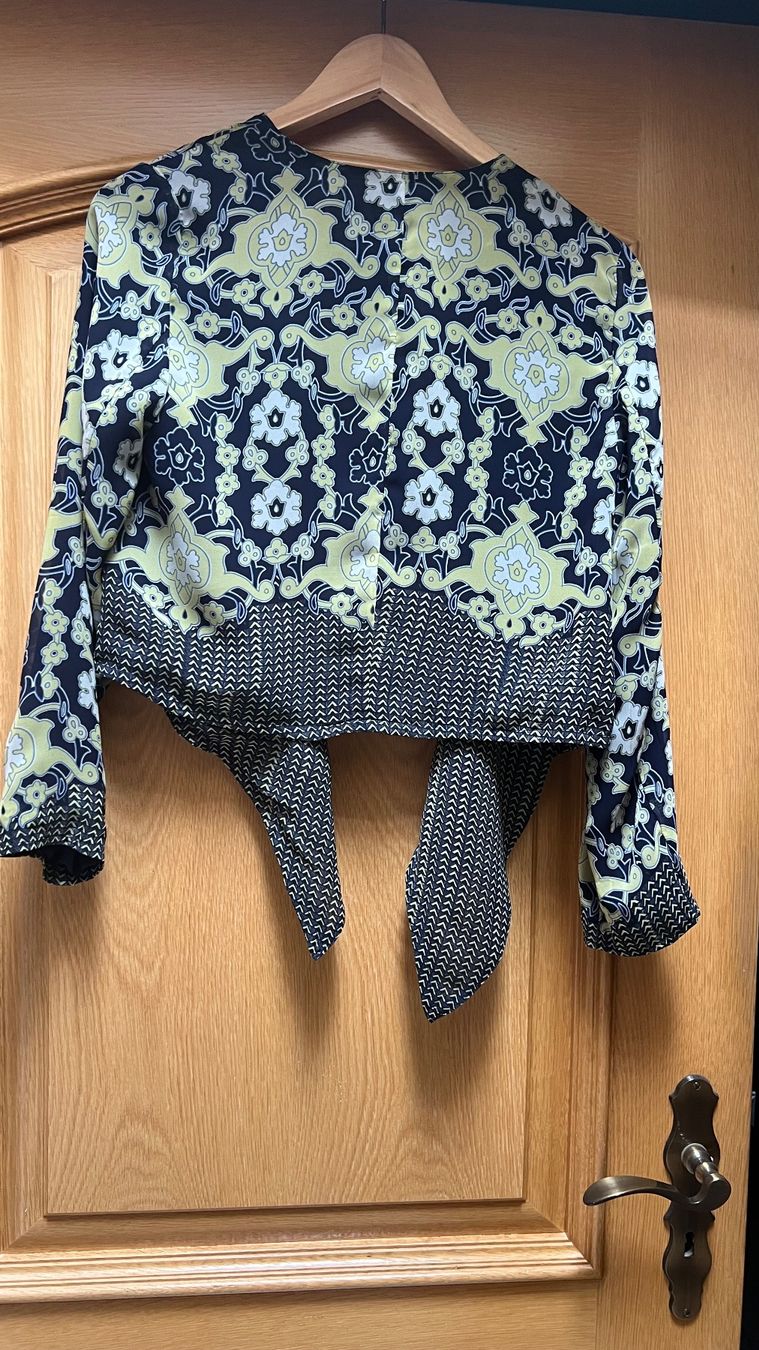 Kleiderpakete: Top und Jäckli Gr.38/40 – Gebraucht aus Schübelbach von Dolly990_2 1