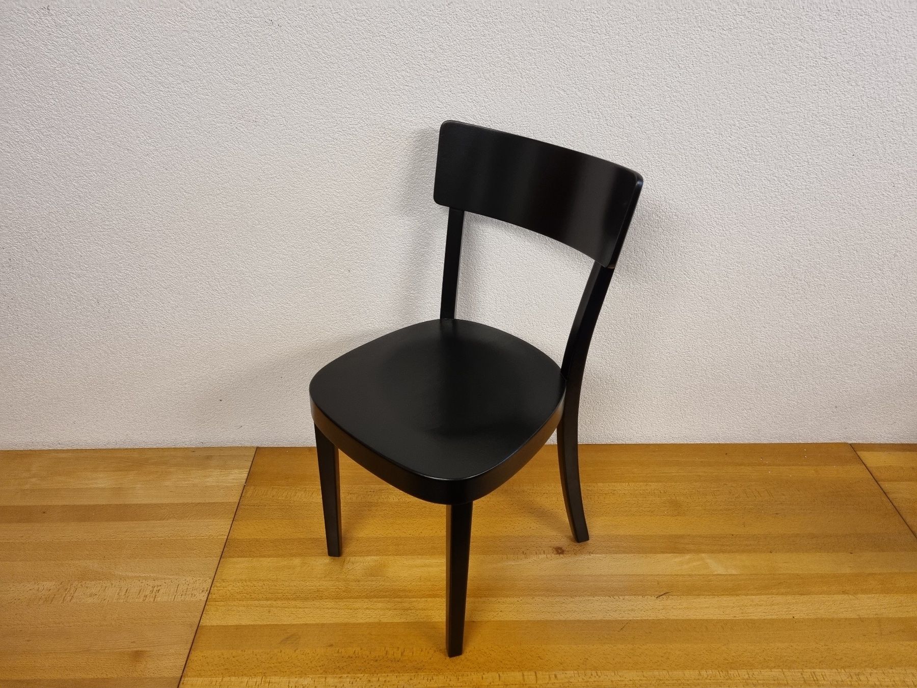 Horgen Glarus Stühle: 5 x Horgen Glarus Classic in schwarz – Gebraucht aus Zunzgen von ZUNZ 1