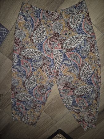Stoffhose mit Paisley Muster Gr. 36