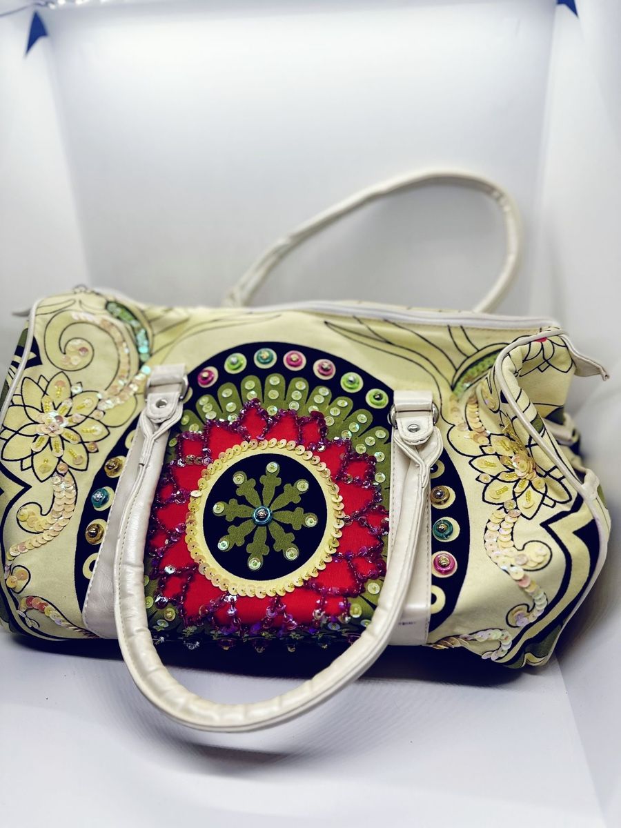 Borse da donna: [NEU]: Dekorative Vintage Handtasche – Usato da Arni AG venduto da CreaFlex