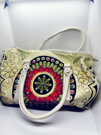 [NEU]: Dekorative Vintage Handtasche
