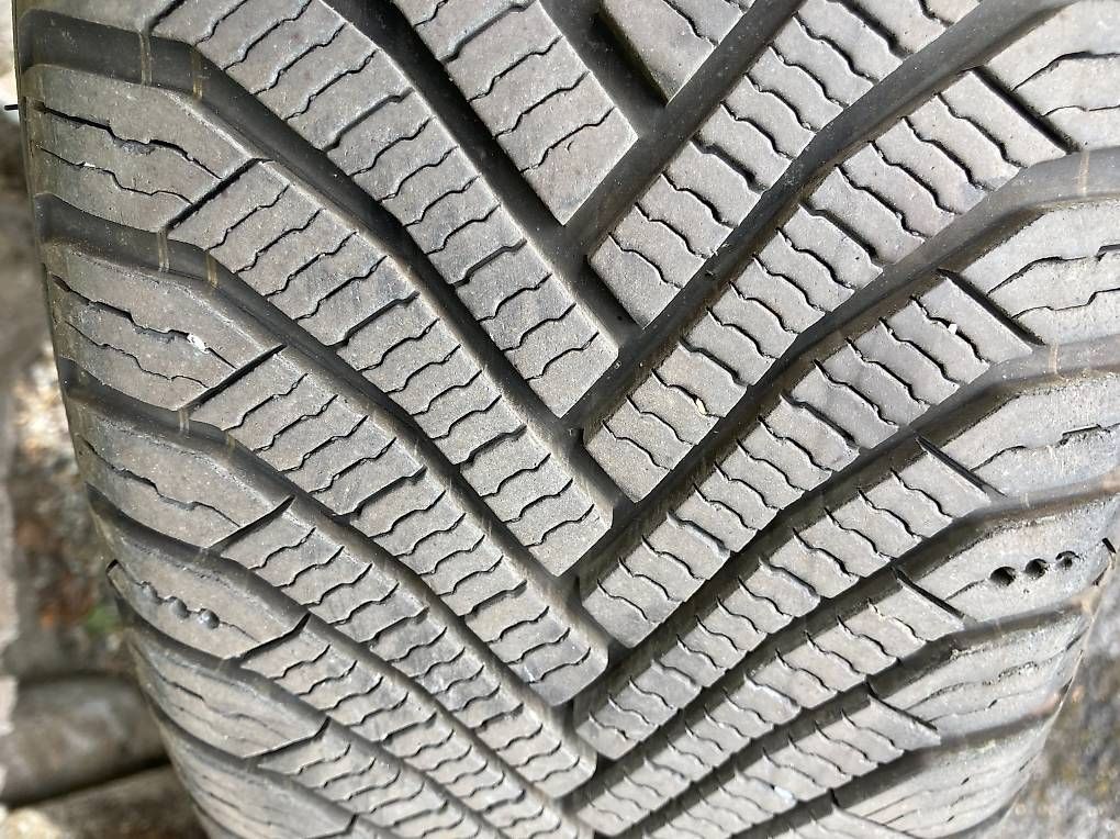 Pneus & Roues: 2 Roues hiver Michelin Alpin 195 65 R 15 - 7 mm super offre – D'occasion à Essertines-Yverdon par RNU11 3