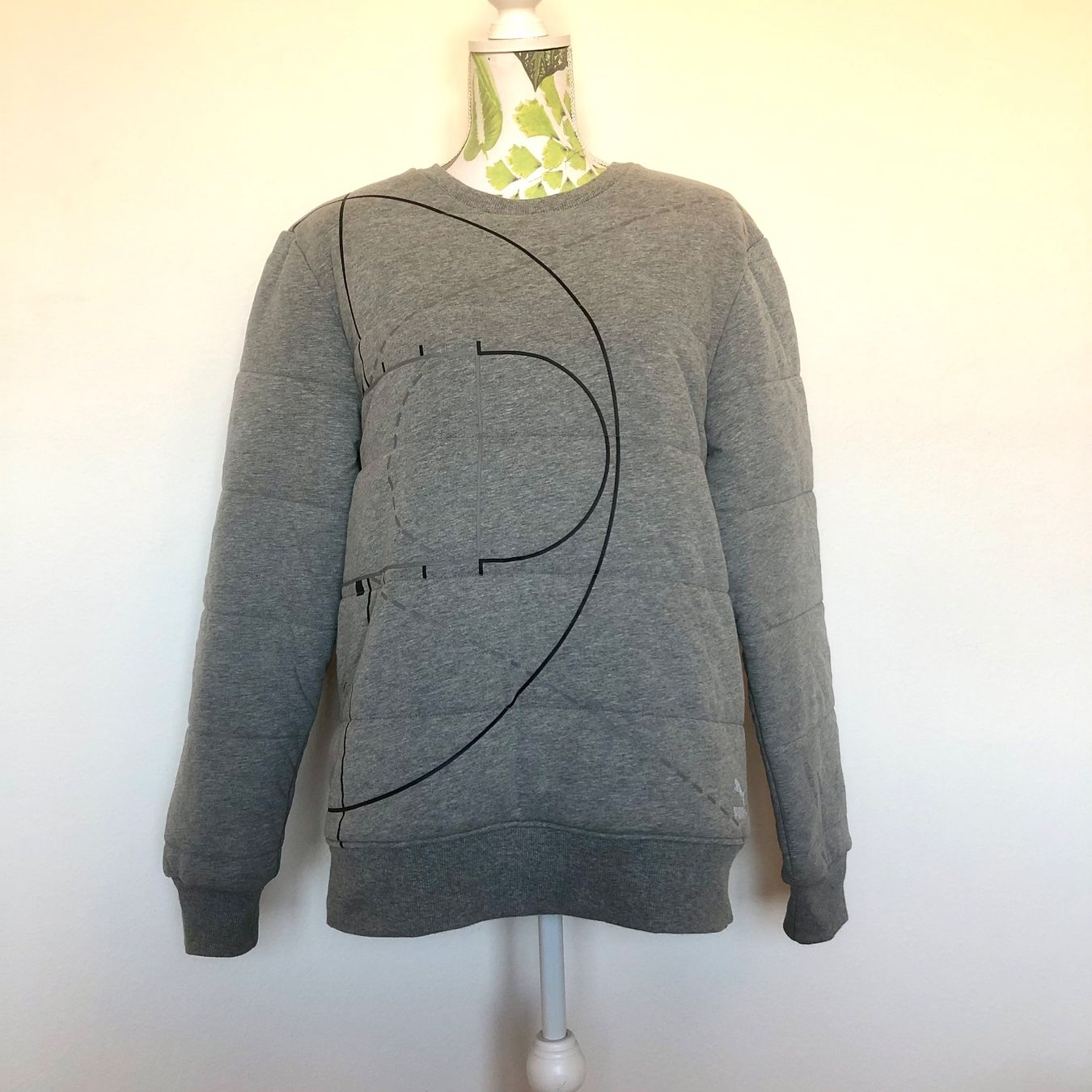 Puma Maglioni & Felpe: Puma Sweatshirt warm, Grösse M – Usato da Brienz BE venduto da Kokolea84