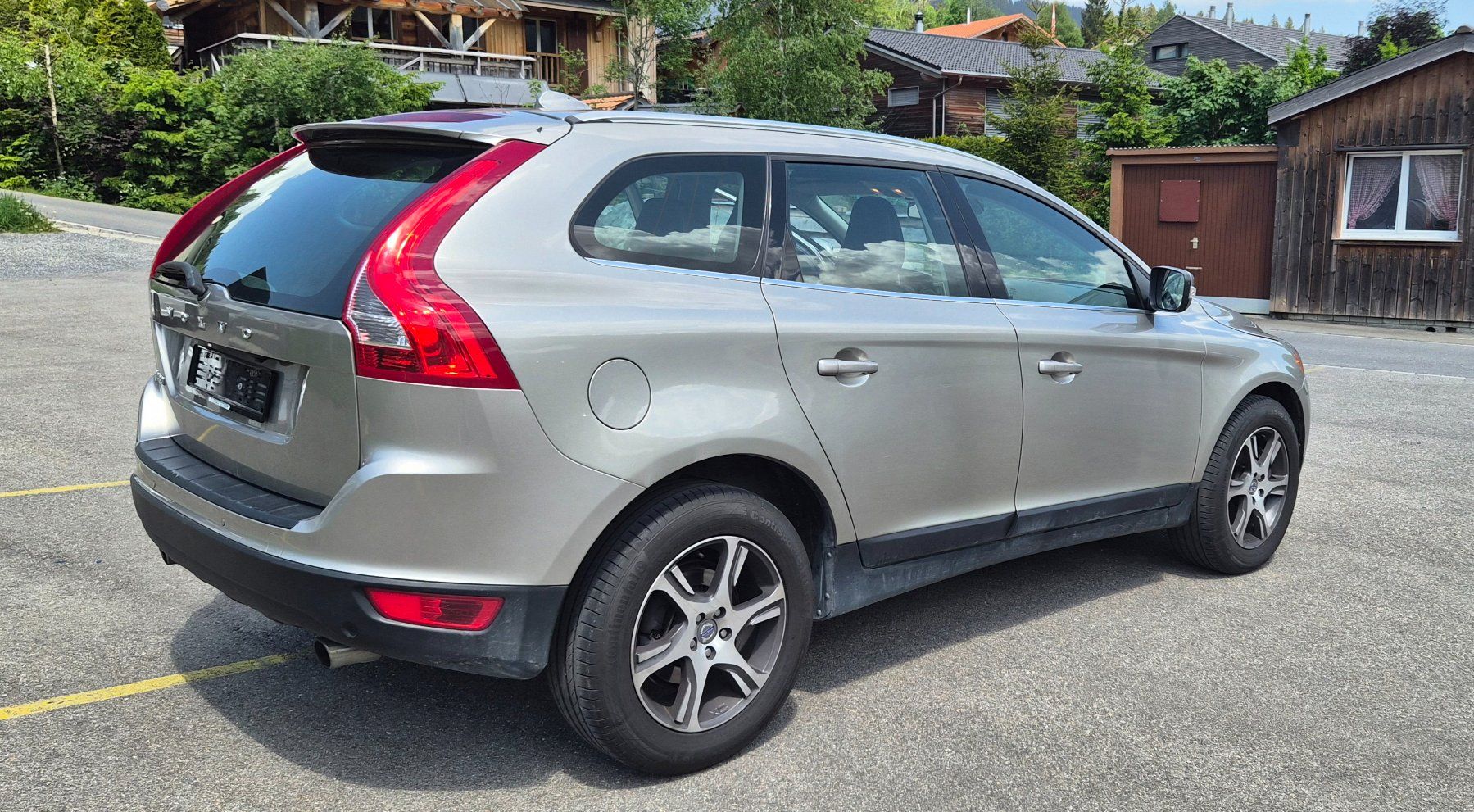 Volvo Automobili: Volvo XC 60 T6 – Usato da Alpthal venduto da Stj2 1