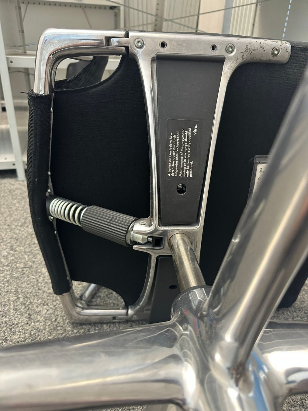 Vitra Stühle: Vitra Bürostuhl Meda Chair – Gebraucht aus Triesen von pas_n9fc 5