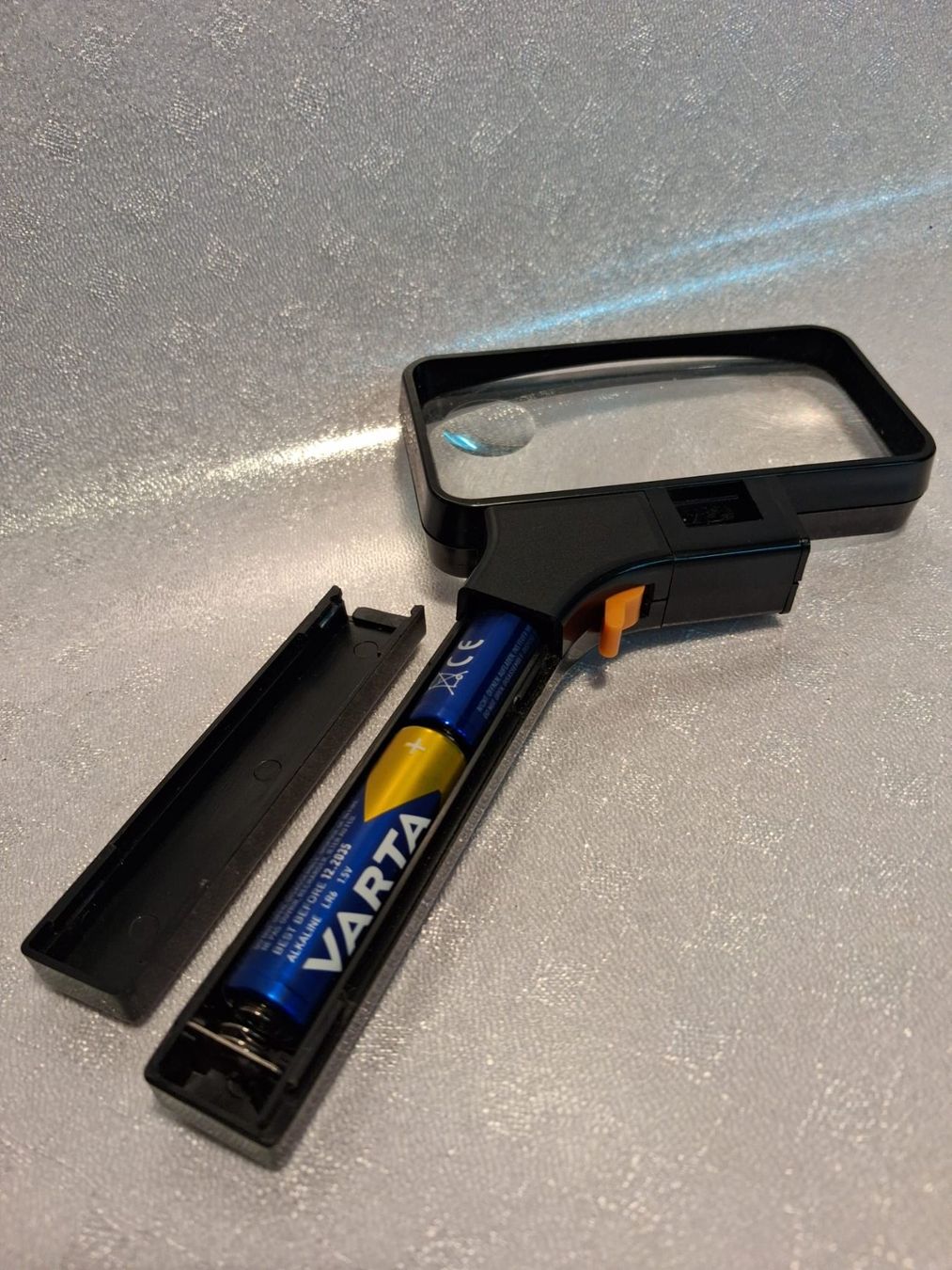 Sonstiges zu Optik: Lupe mit Griff Vergrösserungsglas mit Licht – Gebraucht aus Winterthur von mar_jwg7 3