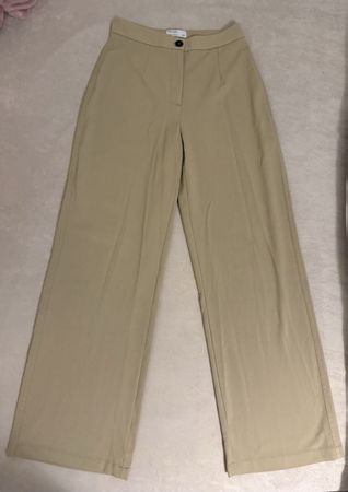 Bershka Stoffhose, beige, Grösse 38, wide leg / high waist