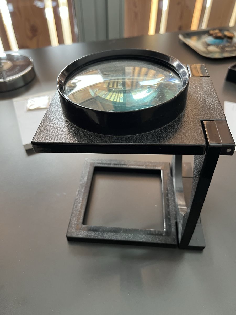 Altro per Ottica: Tischlupe / Leselupe mit Gestell, Top Zustand – Usato da Gutenswil venduto da han_6gcx 1