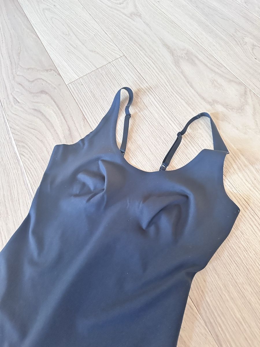 H&M Altra biancheria intima: H&M Body – Usato da Küssnacht am Rigi venduto da annine.l. 3