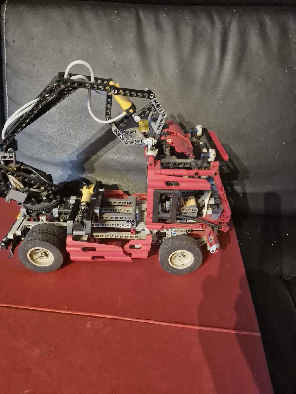 Technics Baukästen: Lego Technic 8436 Camion Rouge Foncé – Gebraucht aus Penthalaz von cel_zv7p 2