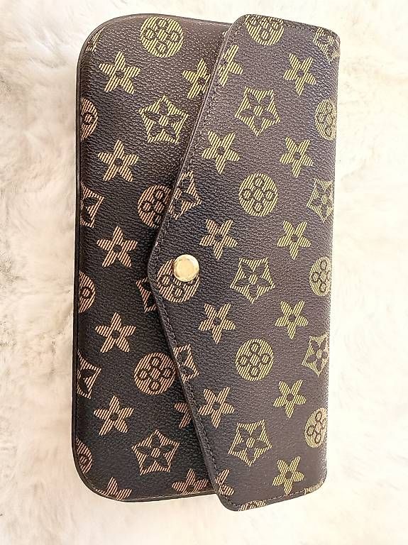 Taschen für Damen: Tasche mit Extras – Gebraucht aus Lohn-Ammannsegg von YAS_85