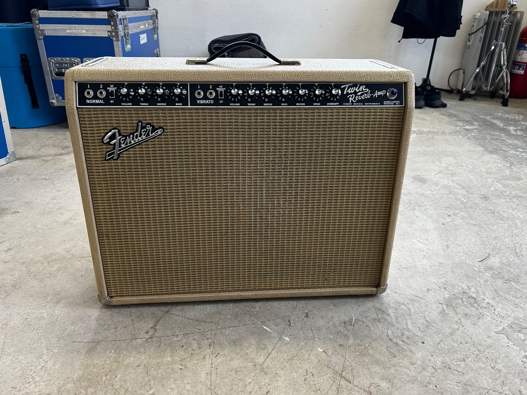 Fender Amplificatori: Fender Twin Reverb 65 Reissue LTD - Blonde – Usato da Gletterens venduto da atmusicstore