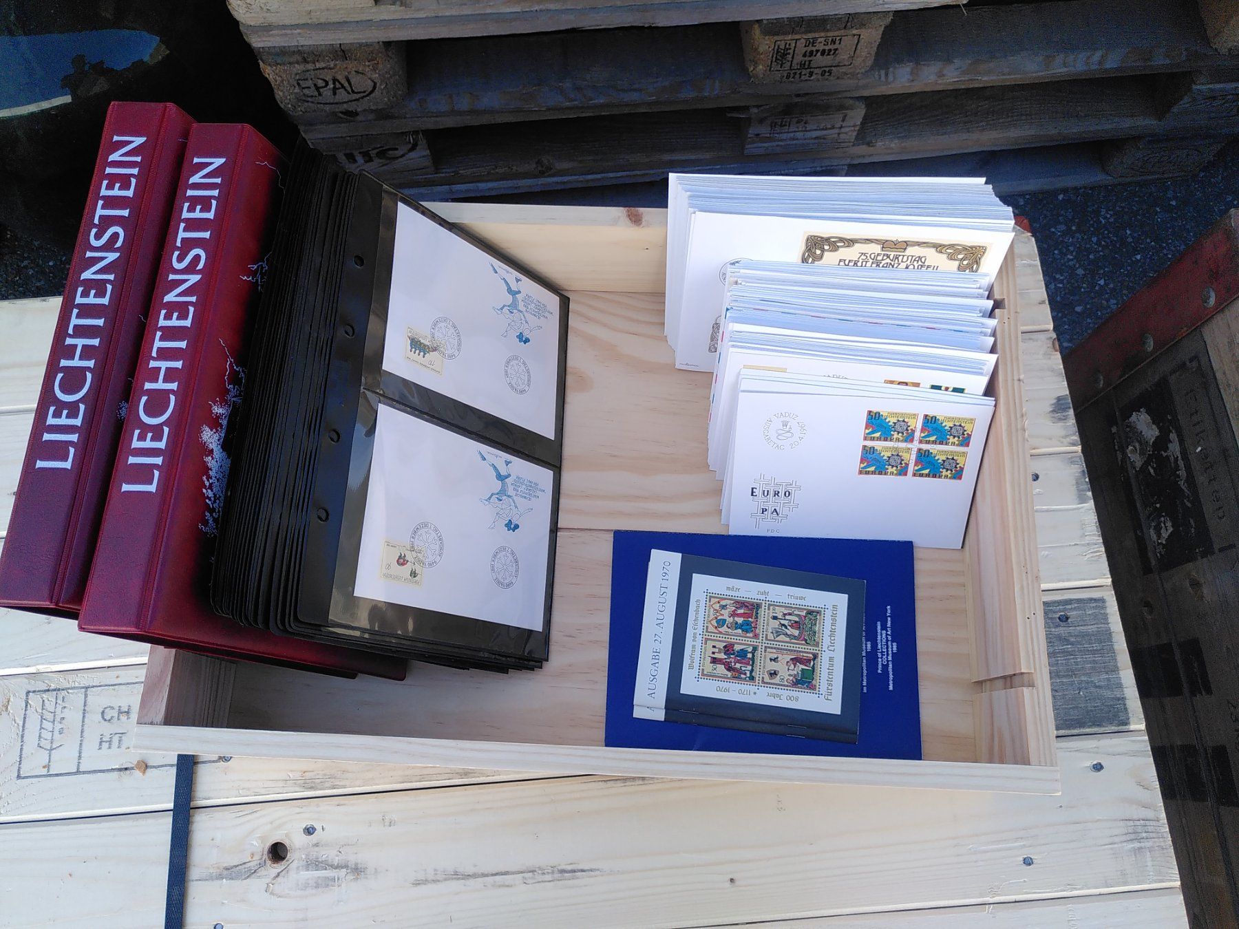 Tous les timbres: lot timbre liechtenstein  FDC – Neuf (Voir description) à Vuiteboeuf par broticaire