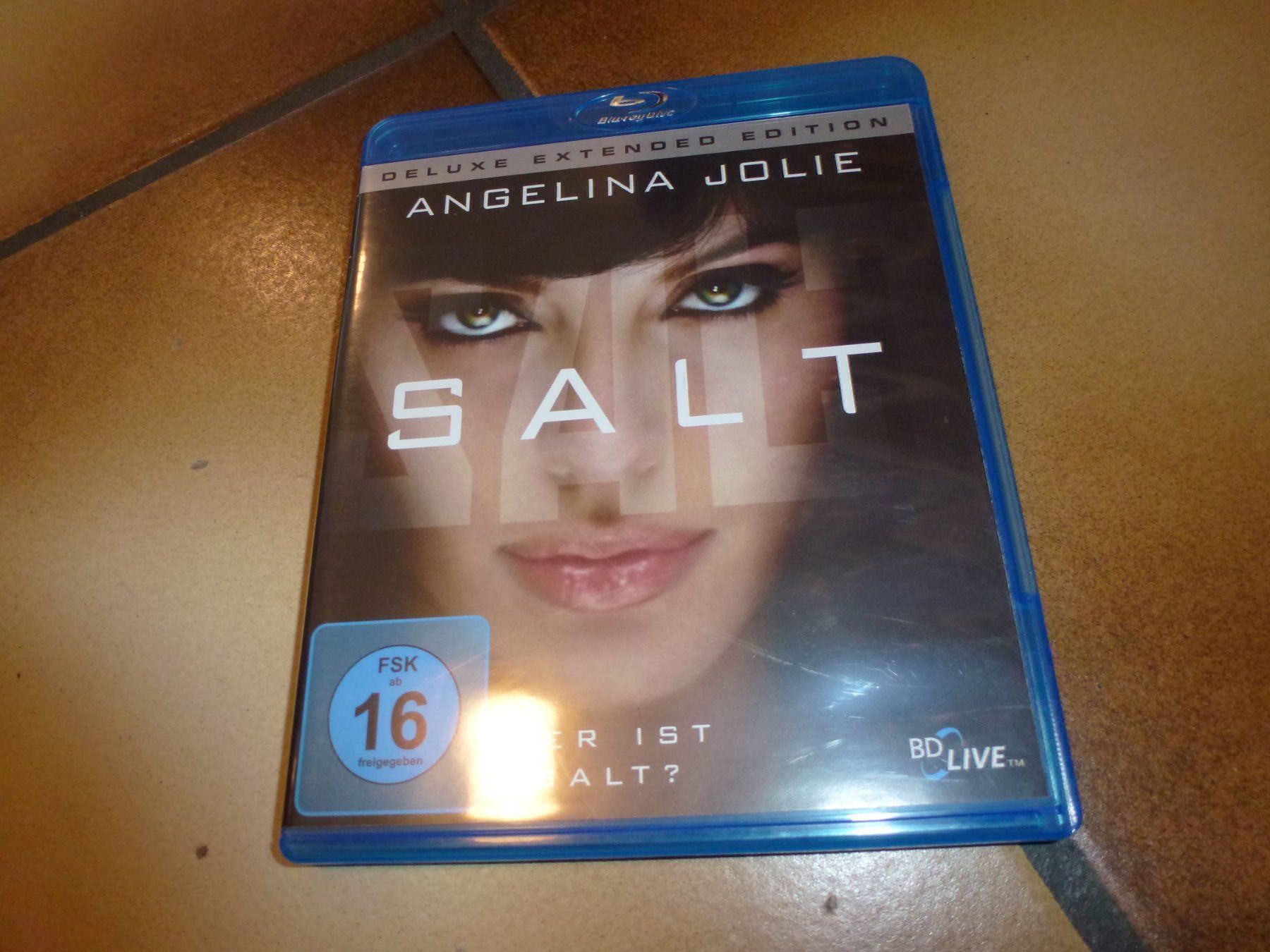 Tutti i DVDs: Salt BLU-RAY – Usato da Olten venduto da Disc-Verkauf