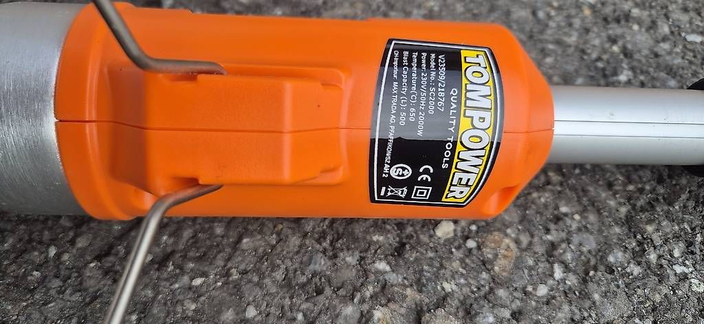 Tutti gli attrezzi: Unkrautvernichter mit Heisser Luft  – Usato da Grabs venduto da brennholz_bruno 2