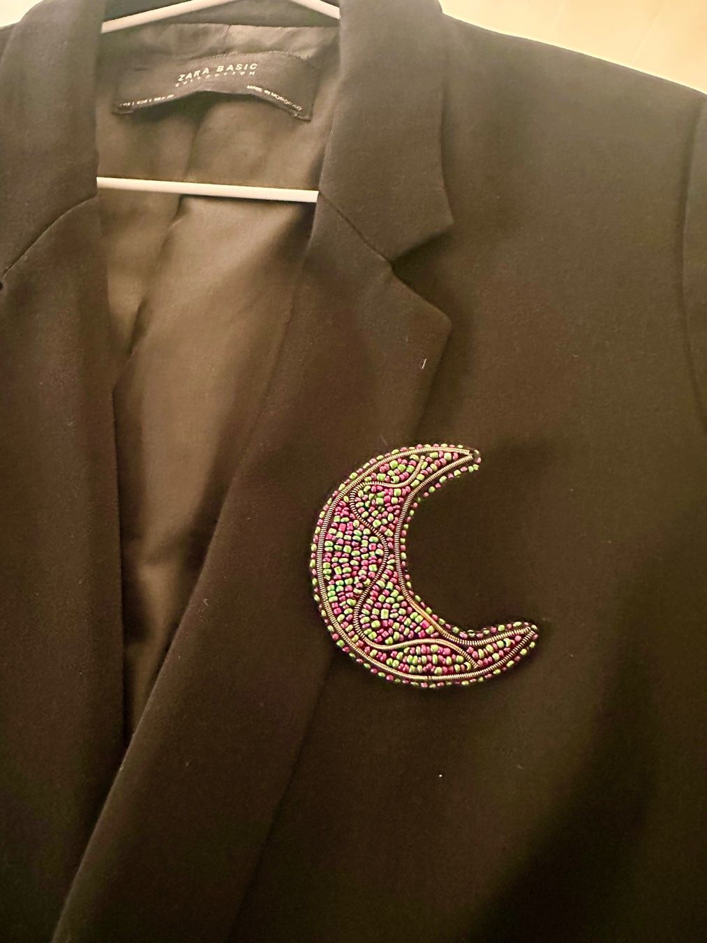 Spille & Fermagli: Handmade Beaded Crescent Moon Brooch Pin – Nuovo (secondo la descrizione) da Oftringen venduto da Eylem79 2