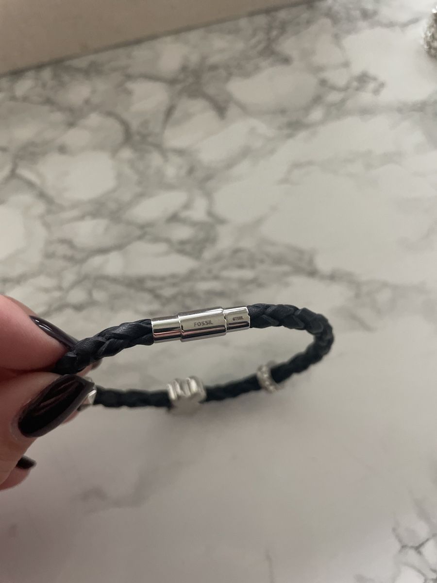 Bracciali & Braccialetti: Bracelet Fossil noir avec trèfle – Usato da Châtelaine venduto da nan_j75j 4