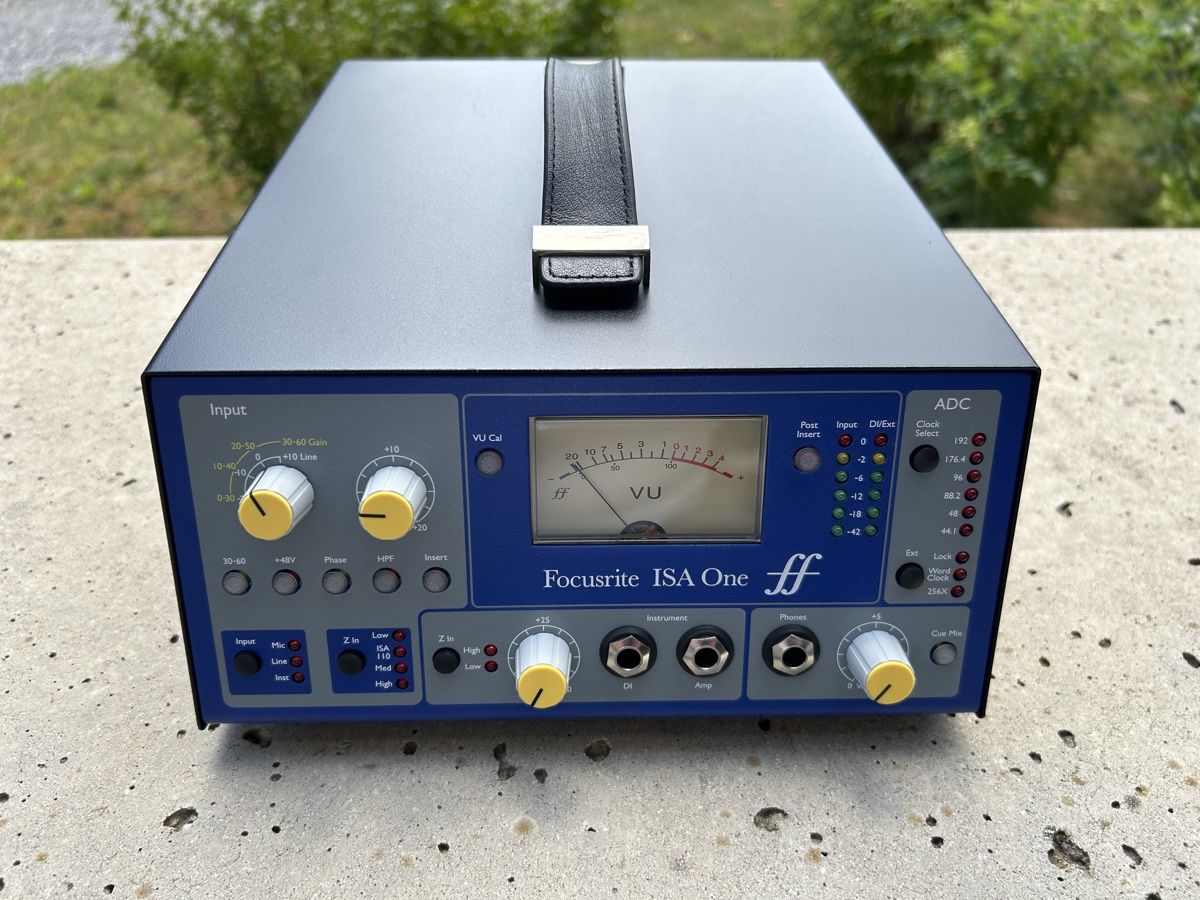 Focusrite Amplificatori: Focusrite ISA One Analog Mic-Preamp – Nuovo (secondo la descrizione) da Muttenz venduto da mahanii