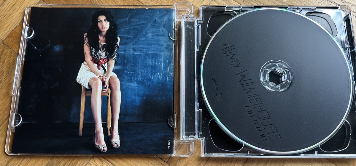 CDs: Amy Winehouse - Back To Black Deluxe – Gebraucht aus Dino von ani_ypr9 3
