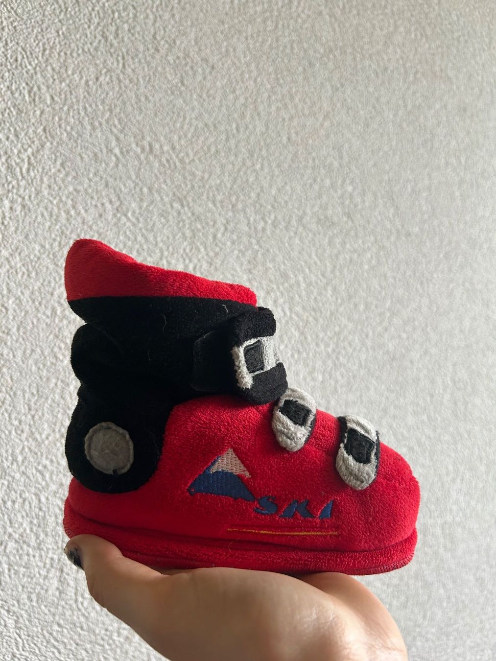 Schuhe für Jungen: Coole Skischuh-Hausschuhe aus Stoff – Neu (gemäss Beschreibung) aus Koppigen von Gustaff14 5