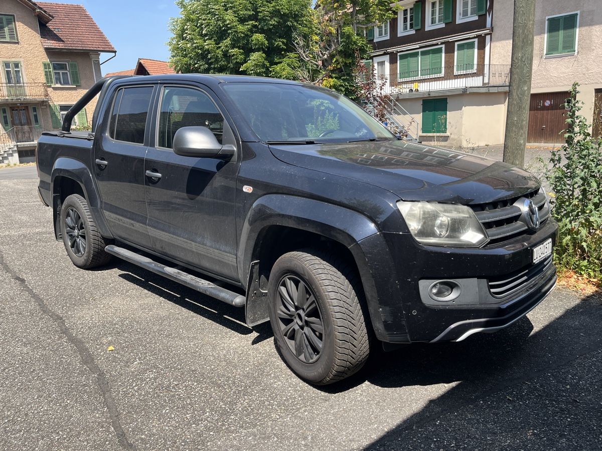 VW Automobili: VW Amarok 2.0 TDI DSG Dark Label – Difettoso da Ermensee venduto da SchallerHUF 1