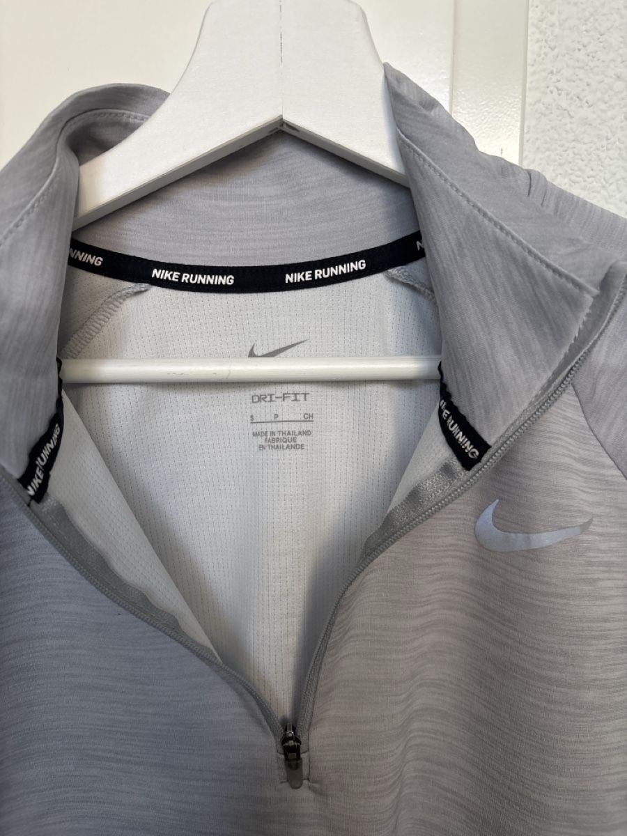 Nike Top: Nike Running Dri-Fit S – Nuovo (secondo la descrizione) da Zürich venduto da leonie.vera 2