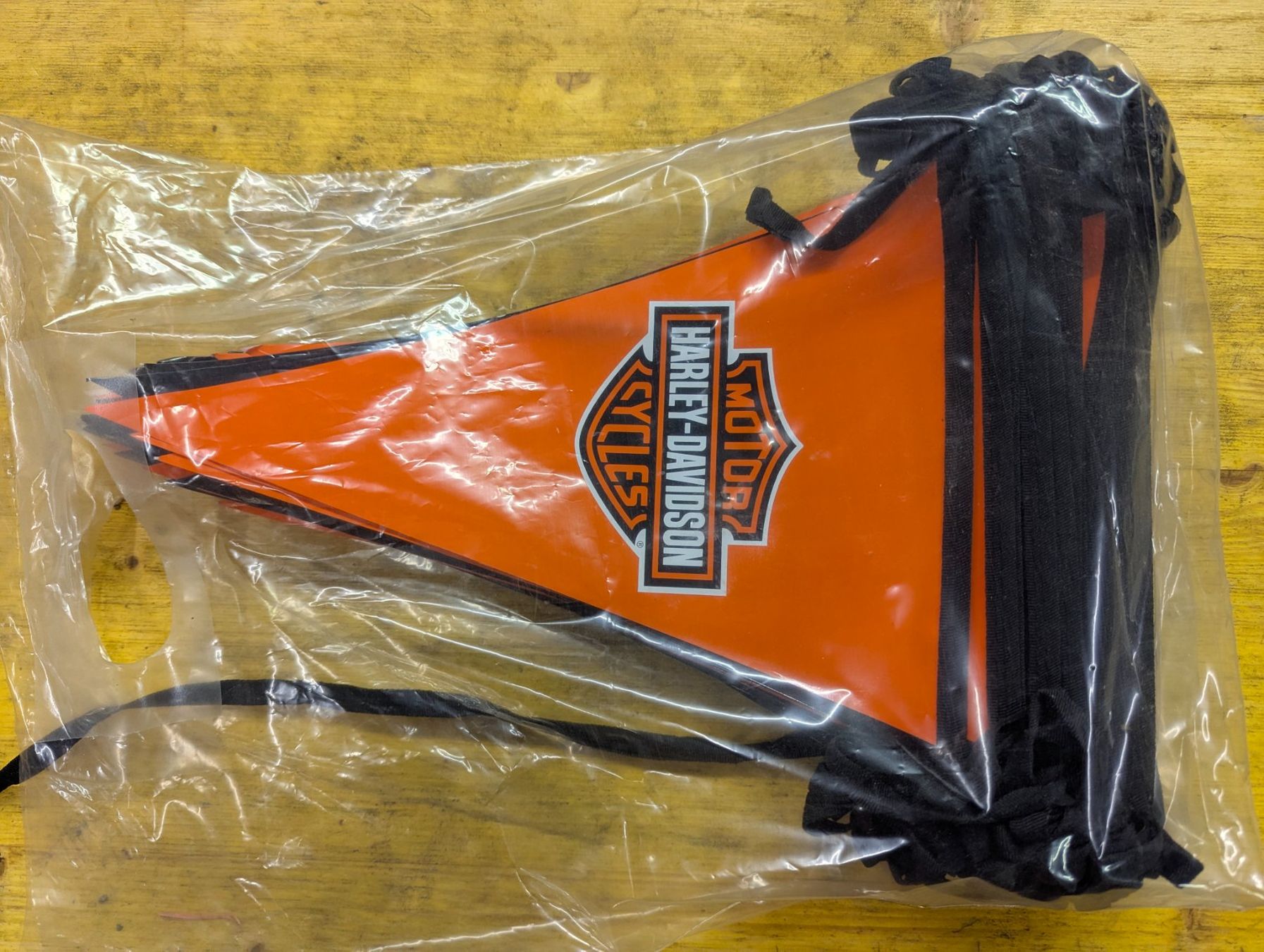 Harley-Davidson Tutte le decorazioni: Harley-Davidson Winpel ca 40meter – Nuovo (secondo la descrizione) da Unterengstringen venduto da Olifant4 1