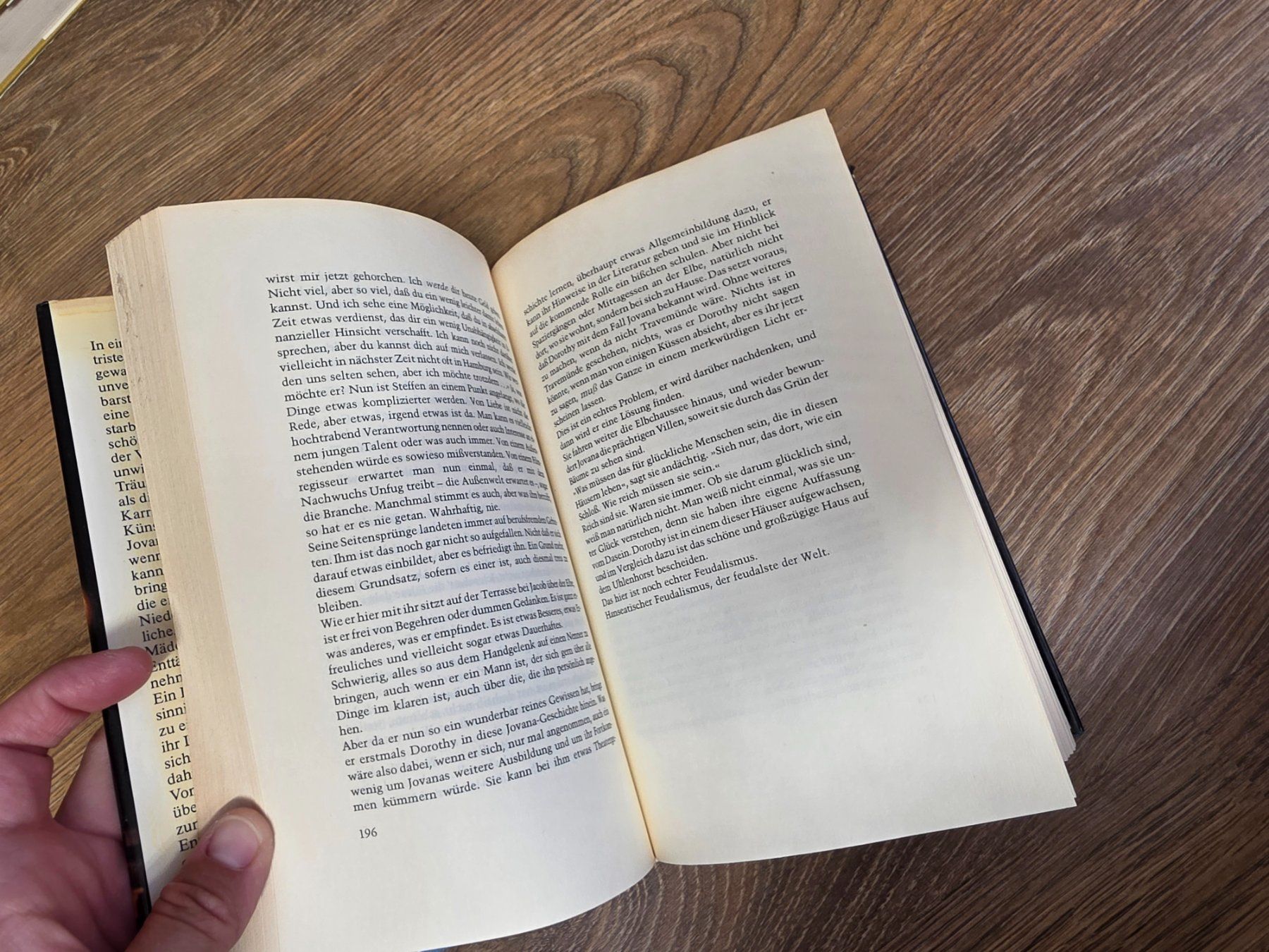 Bücher: Roman "Jovana" von Utta Danella – Gebraucht aus Nebikon von Japostyle 1