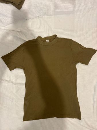 4 T-Shirts Schweizer Armee (Armee 90, ohne "Suisse" Aufnäher