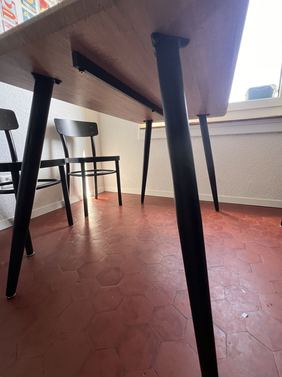 Tavoli: Tisch – Usato da Bern venduto da lea_5zcb 1