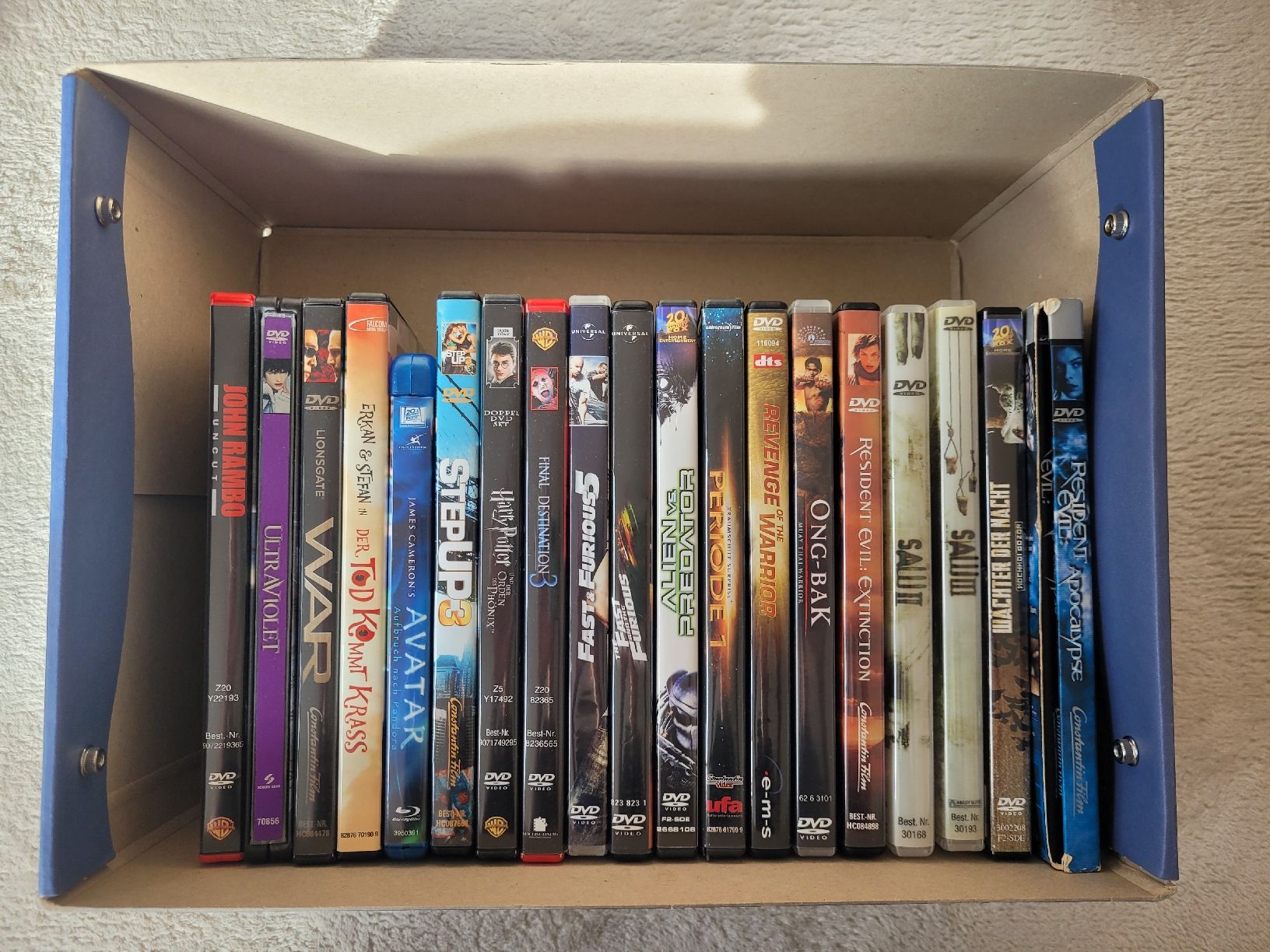 Tutti i DVDs: DVD/Blu-ray Sammlung – Usato da Zürich venduto da AniEko