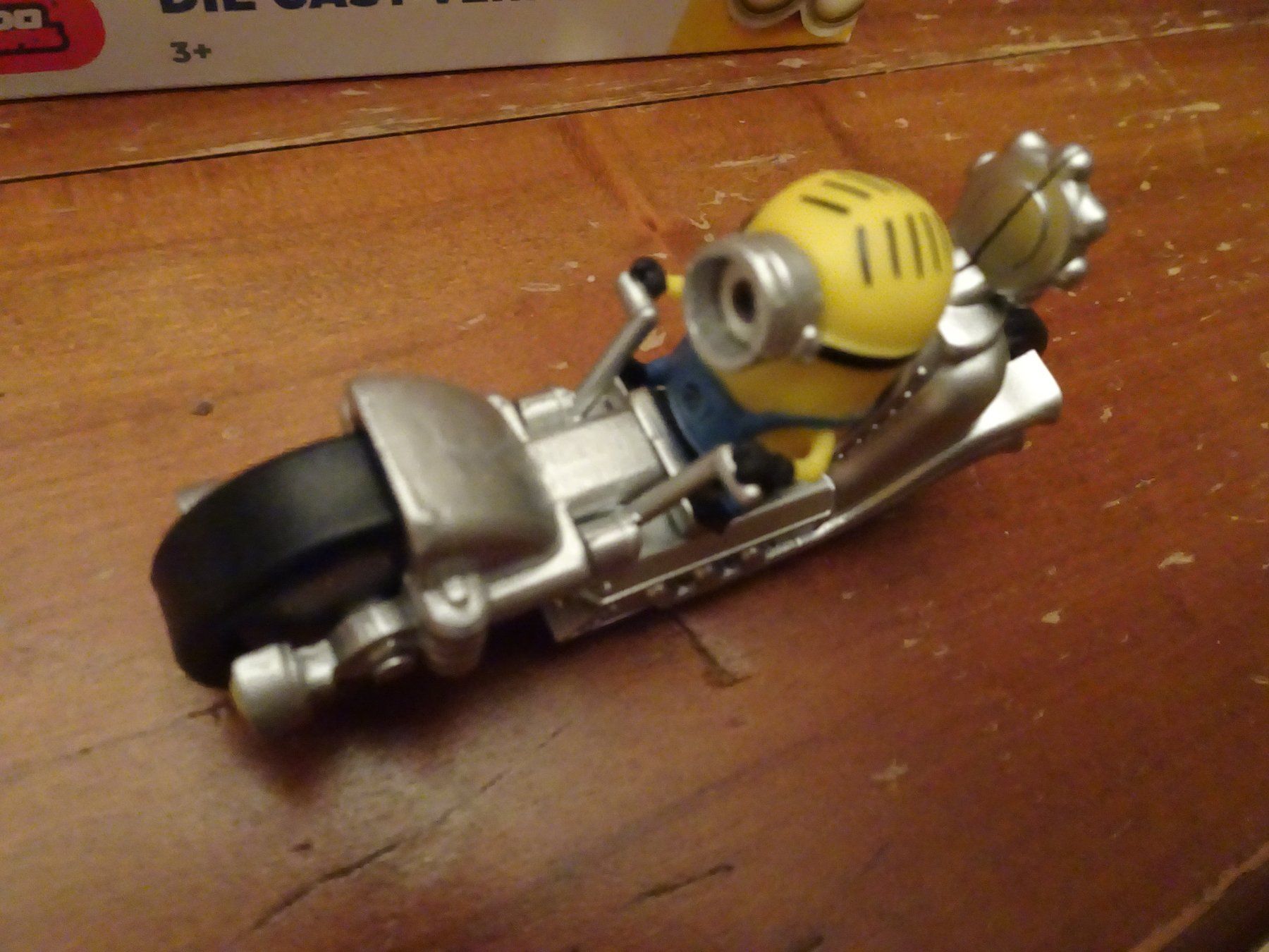 Modellini d'auto: Minion auf dem Motorrad Comics – Usato da Schönenwerd venduto da schnitzunddrunter 4