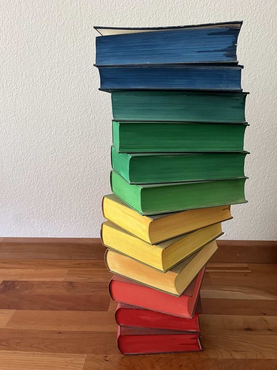Tutte le decorazioni: Bücherstapel bemalt – Usato da Allschwil venduto da sar_9sy9 4