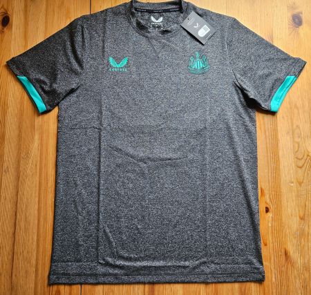 Newcastle United FC Trainingsshirt Castore NEU Grösse L