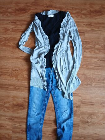 Damen Jeans, Top und A & F Jäckchen Gr. S