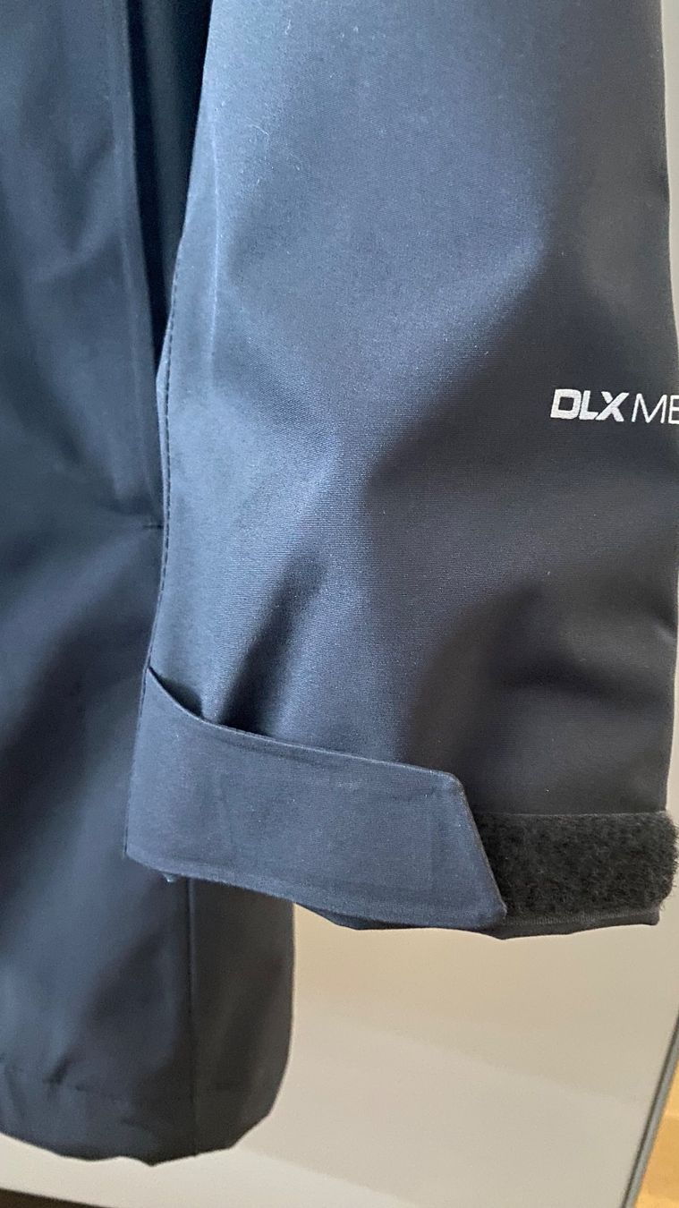 Tchibo Jacken: Regenjacke DLX – Gebraucht aus Starrkirch-Wil von sclupain 2