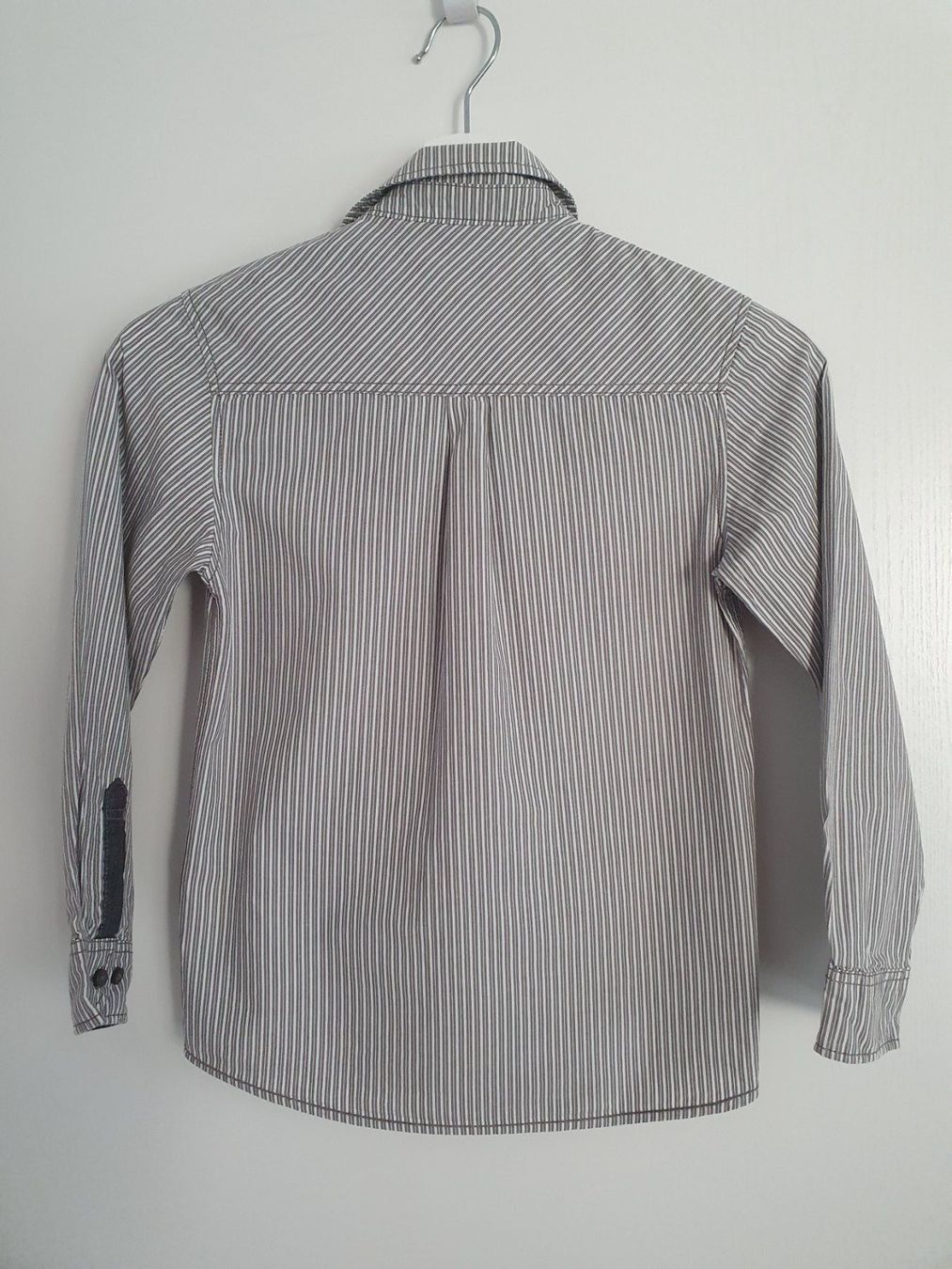 C&A Camicie, T-shirt & Polo: Hemd Gr. 128 – Nuovo (secondo la descrizione) da Volketswil venduto da Dokinka 2