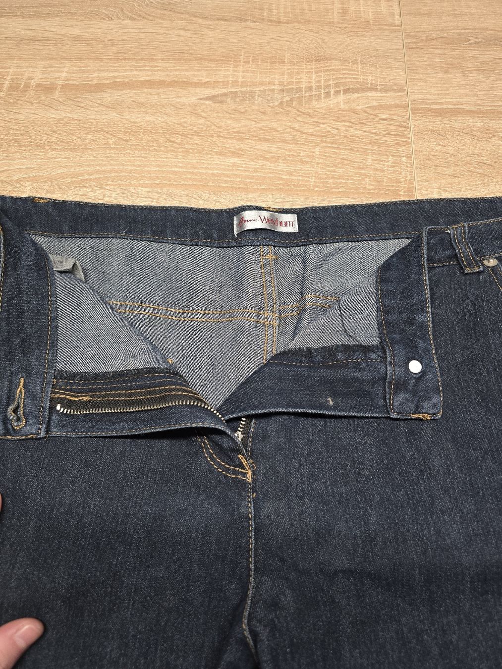 Jeans: JENS HOSE DUNKELBLAU – Usato da Derendingen venduto da Mil_l98S