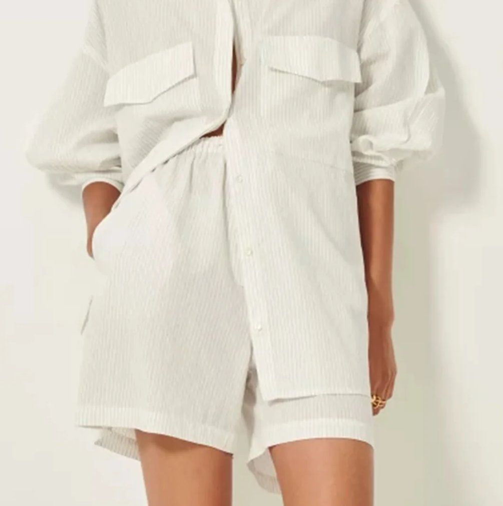 Sessun Pantaloni: Sessún "Hyoshima" shorts, size 34 – Nuovo (secondo la descrizione) da Kilchberg ZH venduto da ben_pc68