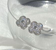 Clover Earrings -1.4cm