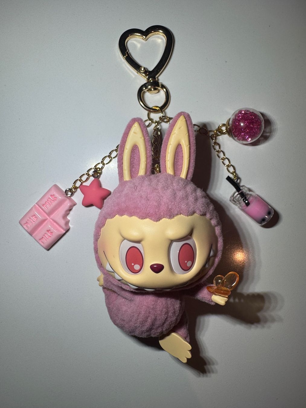 Portachiavi: Labubu Lazy Yoga keychain – Nuovo (secondo la descrizione) da Airolo venduto da MomTheBraggerStudio 1