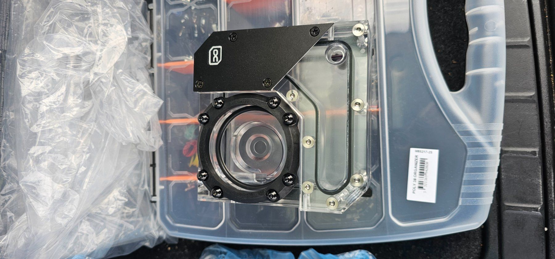 Custodie: Alphacool AGB Core 140mm Reservoir D5 – Usato da Chexbres venduto da mat_b7h2