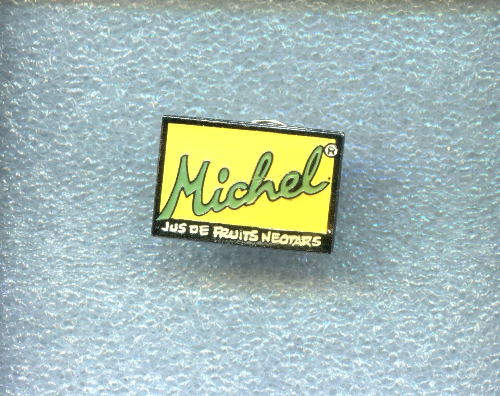 Placchette & Badge: Michel  Fruchtsaft – Usato da Winterthur venduto da Sammleroase