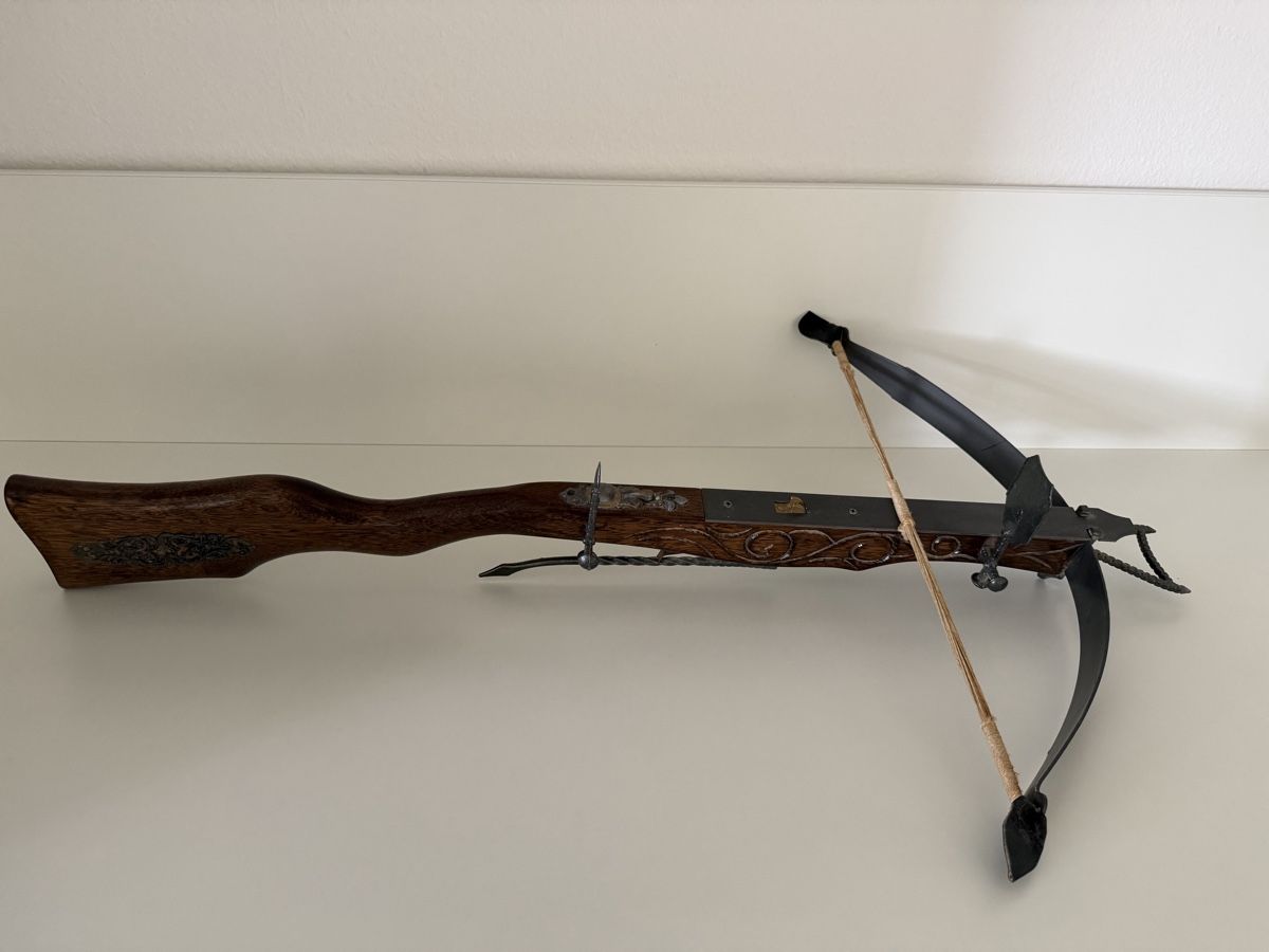 Toutes les décorations: Dekorative Armbrust  – D'occasion à Jona par MCH53