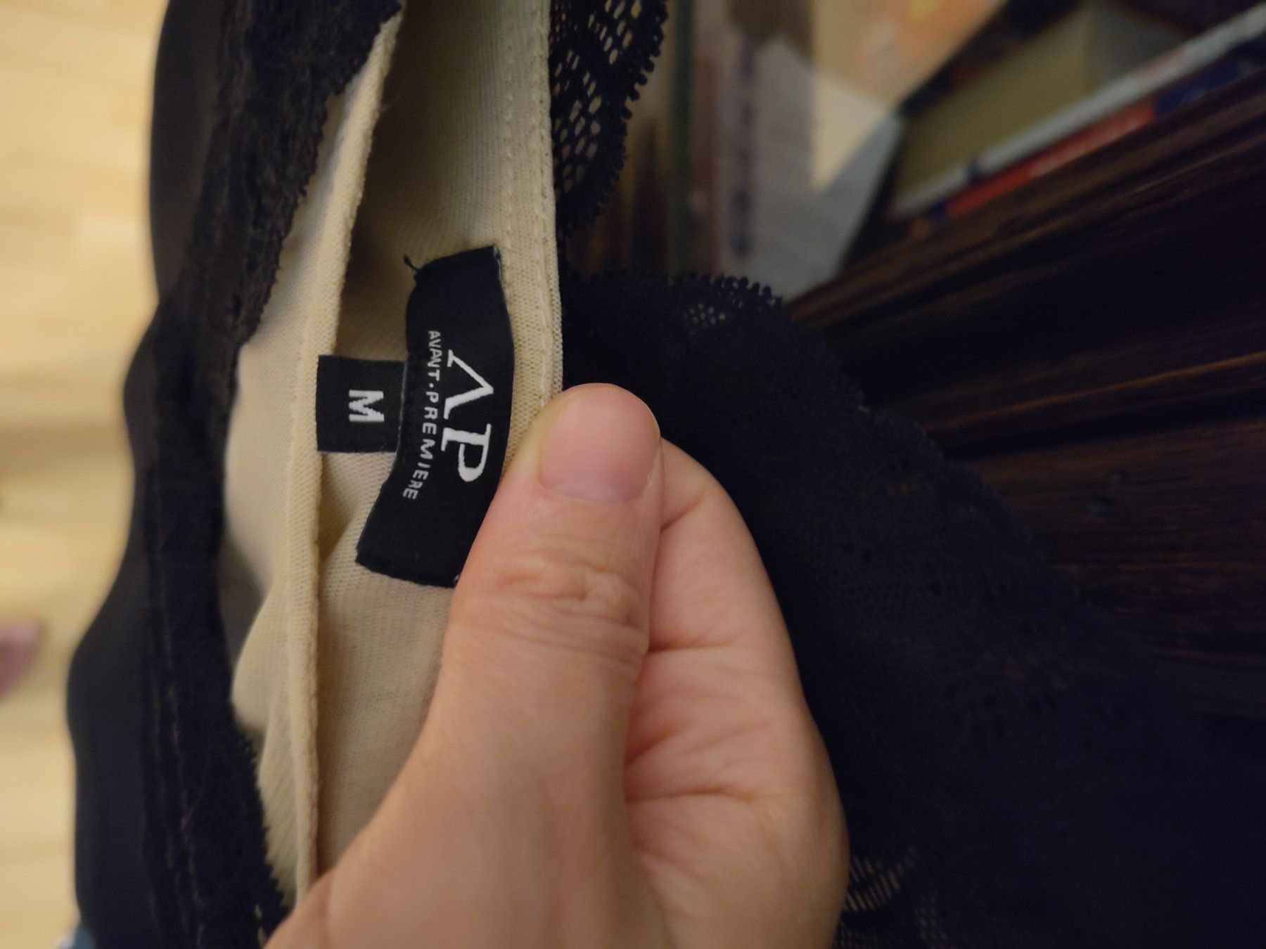 Vestiti: vestito nero, taglia M – Usato da Zürich venduto da Saf12 2