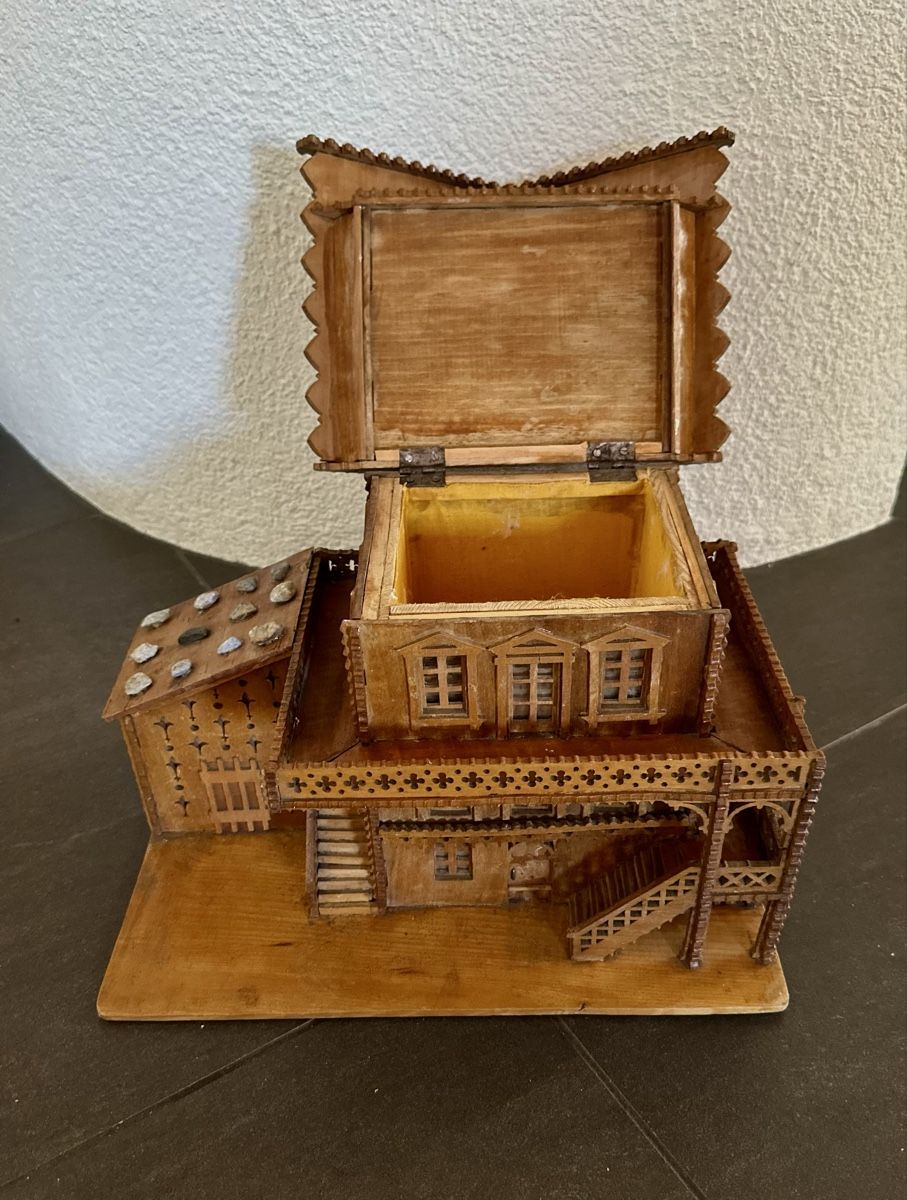 Kits de montage: Holzhaus  – D'occasion à Bern par ACR12 5